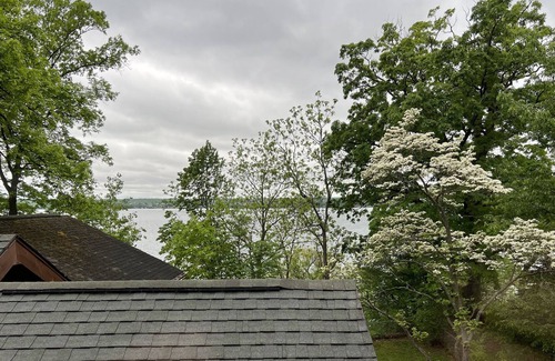 Geneva Maison | Peaceful retreat in the heart of the Finger Lakes with 100 ft of lake front