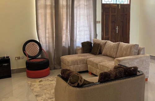 Rongo Appartement | Peaceful retreat with Comfort 2 Bedroom Apt in Rongo