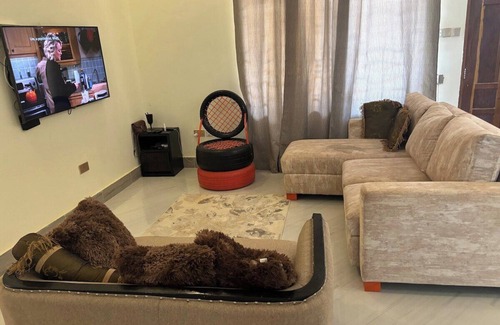Rongo Appartement | Peaceful retreat with Comfort 2 Bedroom Apt in Rongo