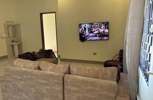 Rongo Appartement | Peaceful retreat with Comfort 2 Bedroom Apt in Rongo