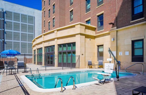 Yamacraw Village Maison | Peaceful Savannah Stay | Three Spacious Rooms Near Downtown