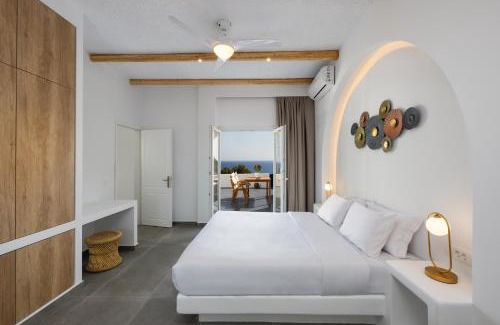 Kamari Maison | Peaceful Seafront Retreat in Santorini -Sonus Mare Beach Houses