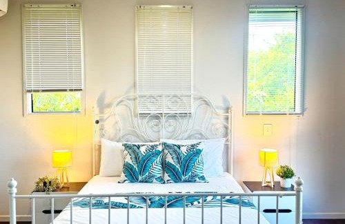 Coopers Plains Maison | Peaceful Share Suite in Coopers Plains