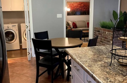 Hattiesburg Maison | Peaceful & Spacious Beautiful Home!