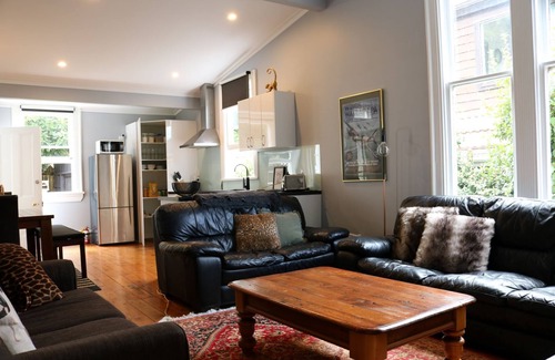 Thorndon Maison | Peaceful, Spacious Urban Edge Villa