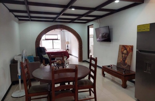 Yoses Appartement | Peaceful Studio in Los Yoses
