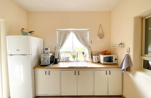 Lehavot HaBashan Appartement | Peaceful vacation home, near Jordan river