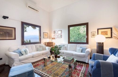 Ispra Villa | Paisible villa avec jardin sur les berges du lac Majeur! - Villa Nassi