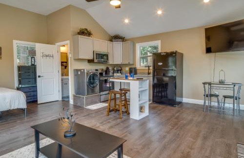 Simpsonville Appartement | Peaceful Waterfront Studio 16 Mi to Greenville!