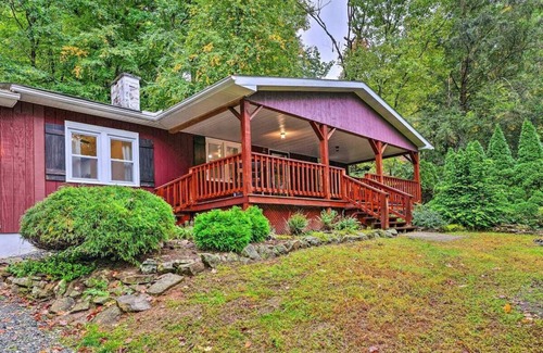 Barto Maison | Peaceful Wooded Getaway