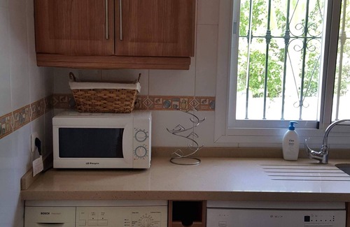 Competa Villa | Villa moderne dans un endroit calme avec piscine privée, vue panoramique et WiFi