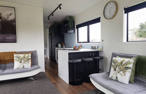 Stratford Maison | Peachy on Pembroke - Everything and more, stunning mountain view