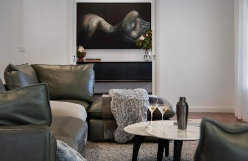 Trentham Maison | Peahen House