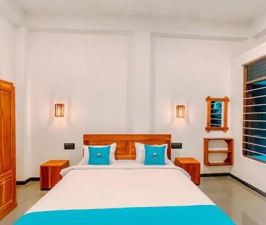 Pottuvil Division 2 Hôtel | Peak Bay Resort