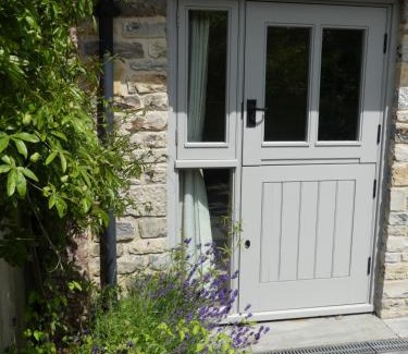 Wedmore Maison | Pear Tree Cottages