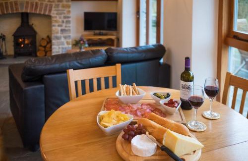 Wedmore Maison | Pear Tree Cottages