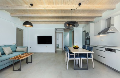 Agios Vasileios Villa | Pearl Villa III, redefined island chic!Private Heated Pool & BBQ!