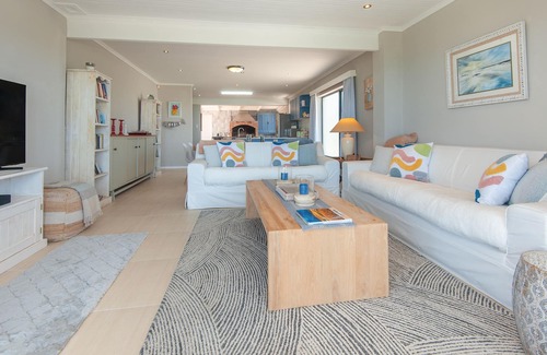 Pearly Beach Maison | Pearly Beach House - Quatre Chambres Maison, Couchages 8