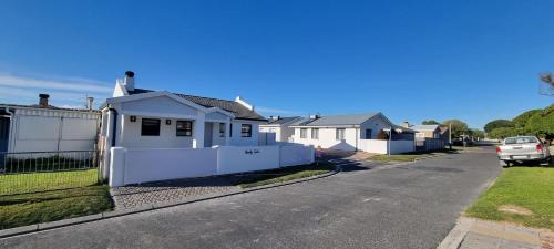 Pearly Beach Maison | Pearly Gate