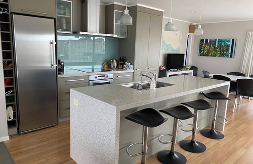 Pukehina Maison | Pukehina Paradise Pearsons