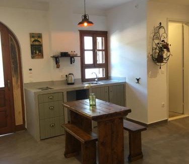 Kioni Appartement | Pebbles of Kioni