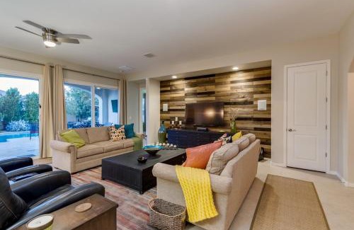 Queen Creek Maison | Pecan QC home