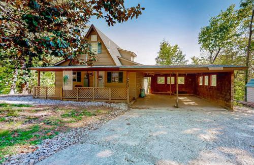 Flat Hollow Marina Maison | Peck's Perch