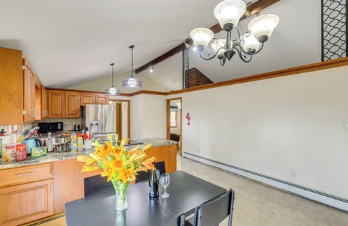 Salem Maison | Peek-a-Boo Lake Views & Yard: Windham Home