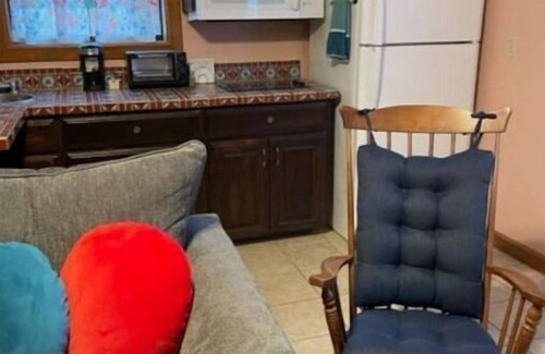 Lasara Appartement | Peek-a-Moo Apt w/patio, paddle boating
