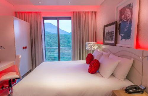 Greater Tubatse Hôtel | Peermont Metcourt - Thaba Moshate