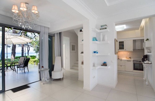 Pefkochori Villa | #Luxlikehome A&M Summer House Pefkohori