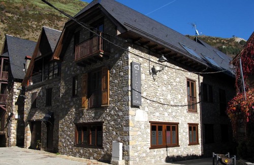 Garos Hôtel | Peira Blanca Hotel Gastronómico