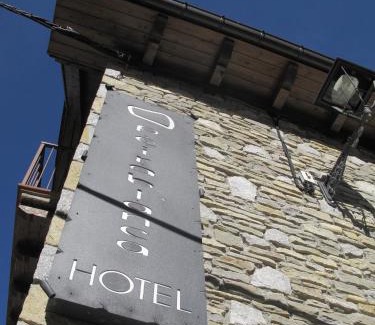 Garos Hôtel | Peira Blanca Hotel Gastronómico
