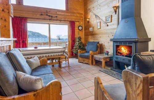 Peisey-Nancroix Chalet De Ski | Peisey Chalet with Balcony Views