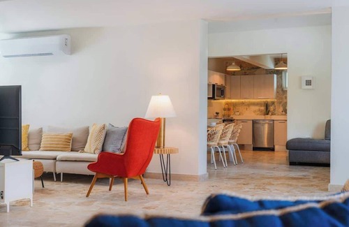 Ocean Park Maison | Pelegrina Beach Haus | 6BR | Chef | Powered G | SJ