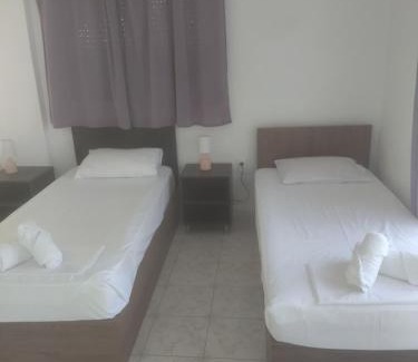 Pefkochori Hôtel | PELEKAN rooms and apartments athina 12