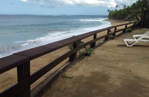 Puntas Copropriété | Front de mer Apt B sur la célèbre plage de sable,