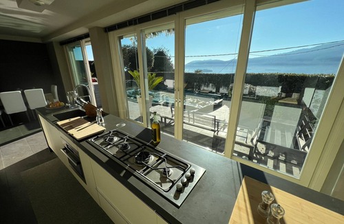 Suna Villa | Pellegrini Boutique Villa Lake View