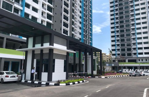 Bayan Lepas Appartement | Penang Airport Executive Suites and Family Getaway, Sleeps 2-6