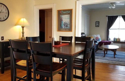 Philmont Appartement | Penelope's Flat - Laugh often, eat well and enjoy life!