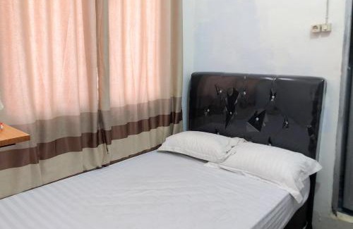 Tangerang Hôtel | Penginapan Dheas near Bandara City Mall Mitra RedDoorz