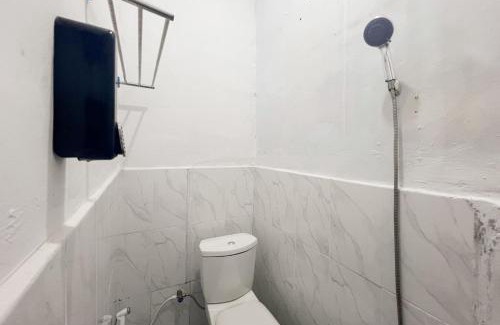 Tangerang Hôtel | Penginapan Dheas near Bandara City Mall Mitra RedDoorz