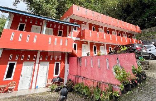 Berastagi Hôtel | Penginapan Gindo Sidebuk Debuk Berastagi RedPartner