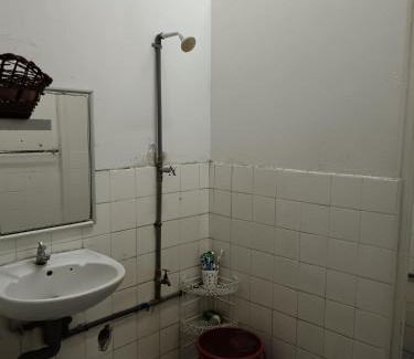 Labuan Maison | Penginapan Labuan Point