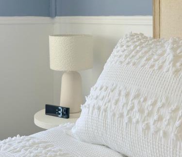 Cooee Maison | Penguin Paradise Beach House
