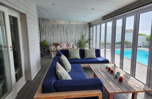 Grotto Bay Maison | Penguin's at Sea