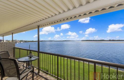 Yamba Maison | Peninsula Court 6 - LJHooker Yamba