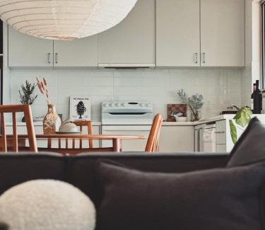 Penneshaw Maison | Penny Shack - Incredible sea views and just two minutes to the ferry