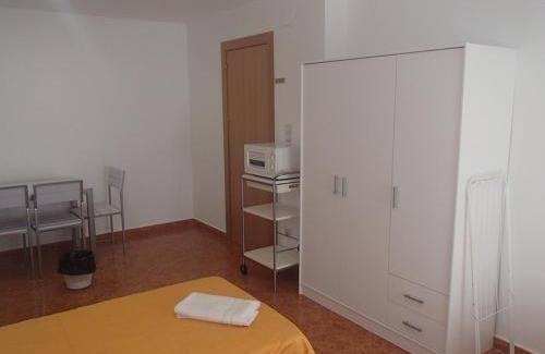 Zaragoza Centro Maison | Pensión La Ferroviaria Habitaciones Con Baño Privado - Sin Ascensor