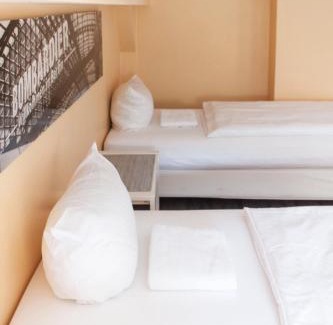 Oberschoneweide Maison | Pension 11 Apartments by Lorenc
